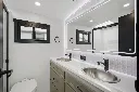 UV1FDRbw.webp