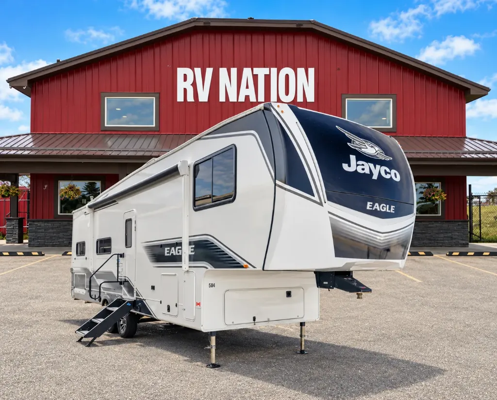 [1UJCA0BR7S1BC0167, C0167A] 2025 Jayco Eagle HT 27MLC-Rear Kitchen Floor Plan! Reserve Today!