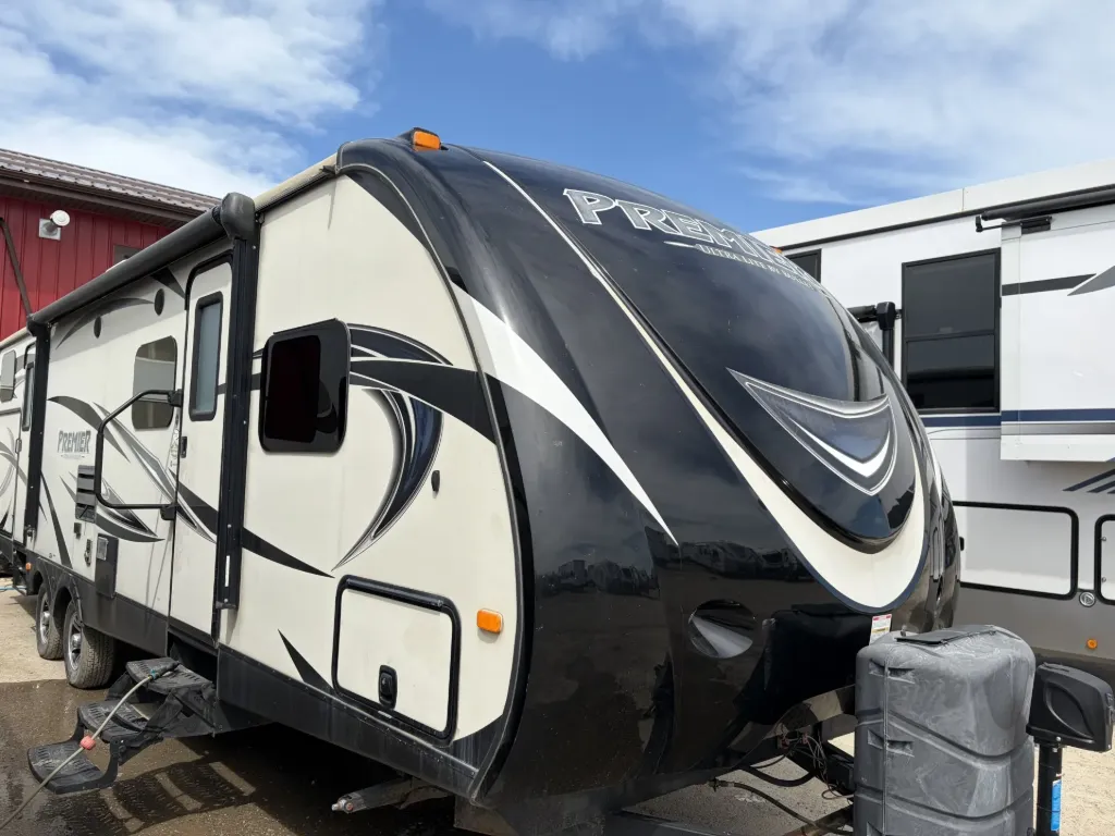 2015 Keystone RV Bullet Premier Ultra Lite 31BHPR