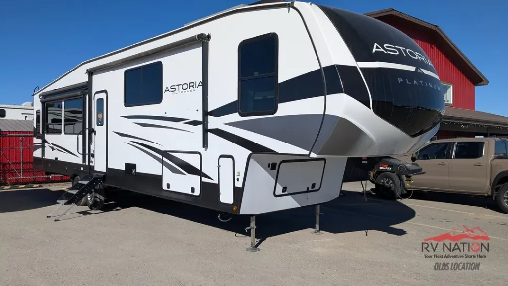 [4YDFAAT21SZ915333, 15333A] 2025 Dutchmen Astoria 3553MBP