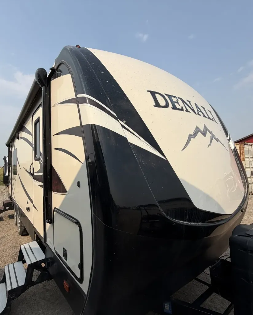 2018 Dutchmen RV Denali DE2462RK