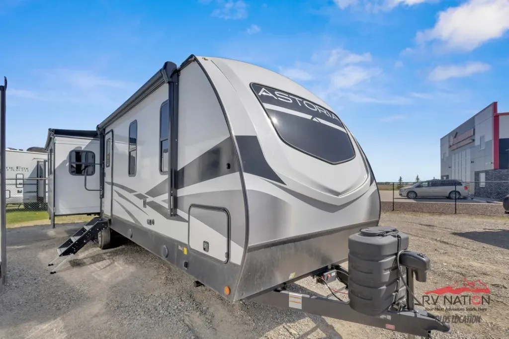 2025 Astoria 3313RL