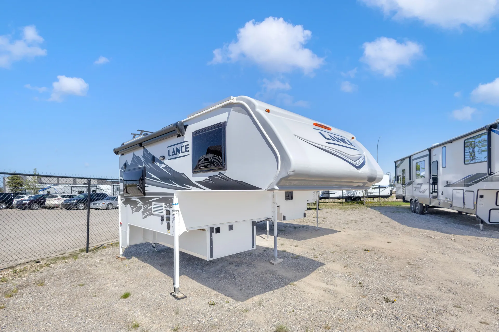 2024 Lance 850 Truck Camper