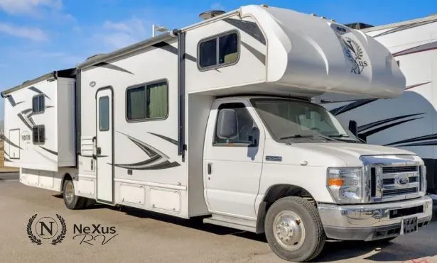 [19498A, 1FDXE4FS4JDC19498] 2018 Nexus RV Phantom 32P