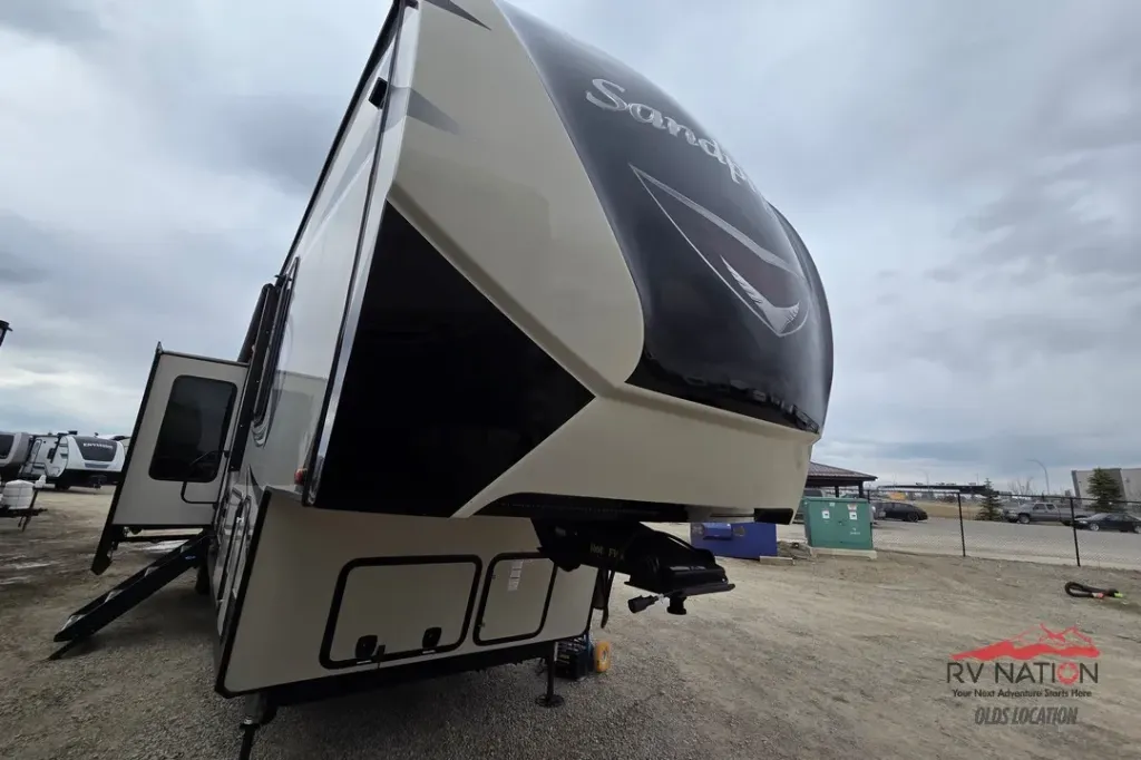 [37591A, 4X4FSAR24KJ037591] 2019 Forest River Sandpiper 389RD